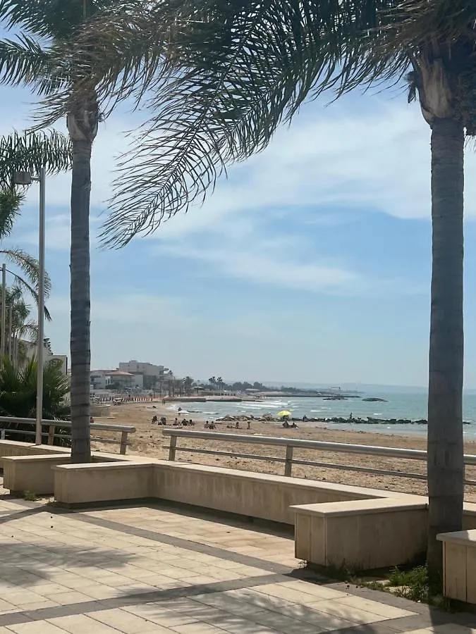 Ale Mare - Attico Con Idromassaggio Vista Mare Apartment Marina di Ragusa 0*,